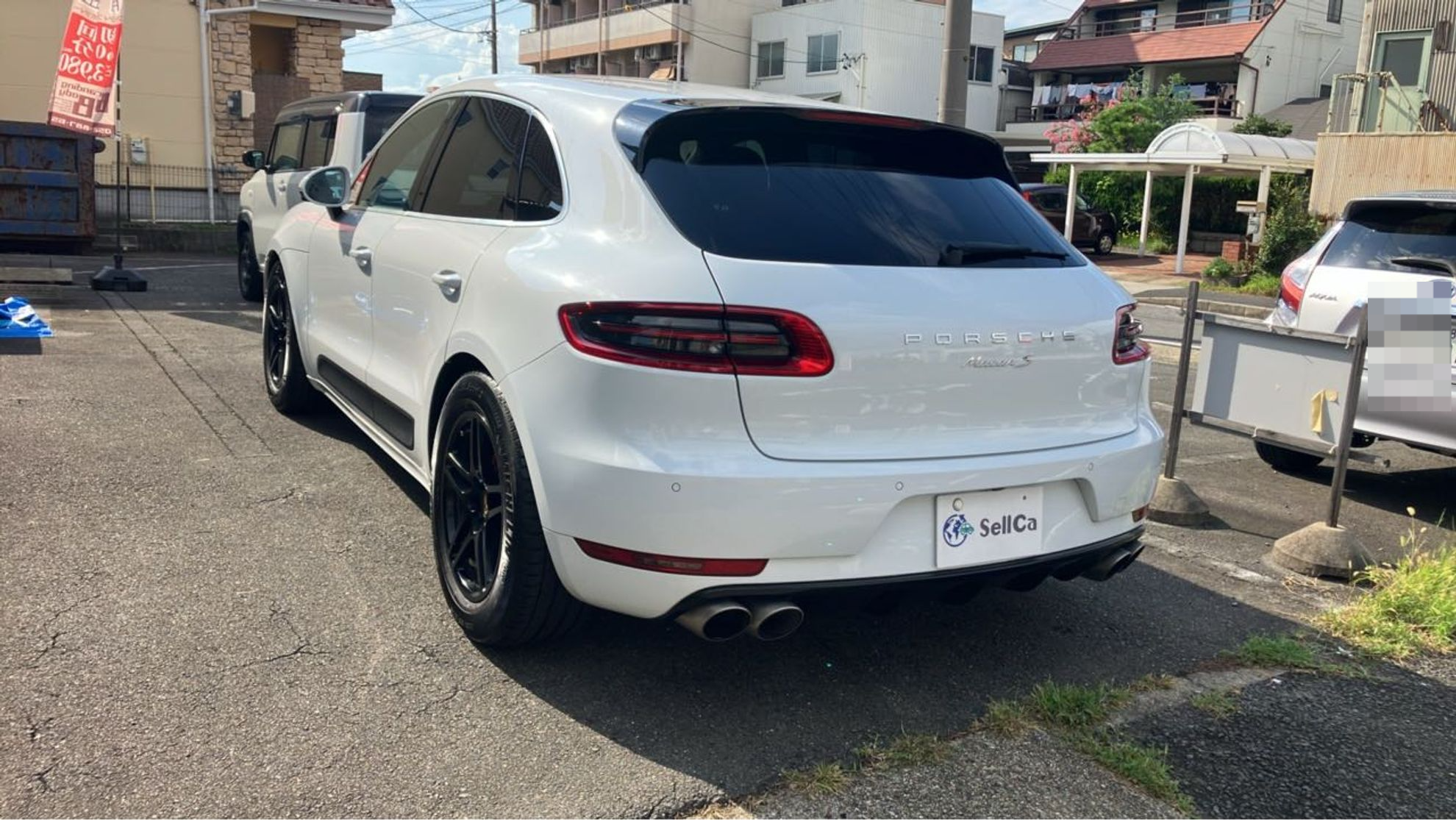 外装左後方