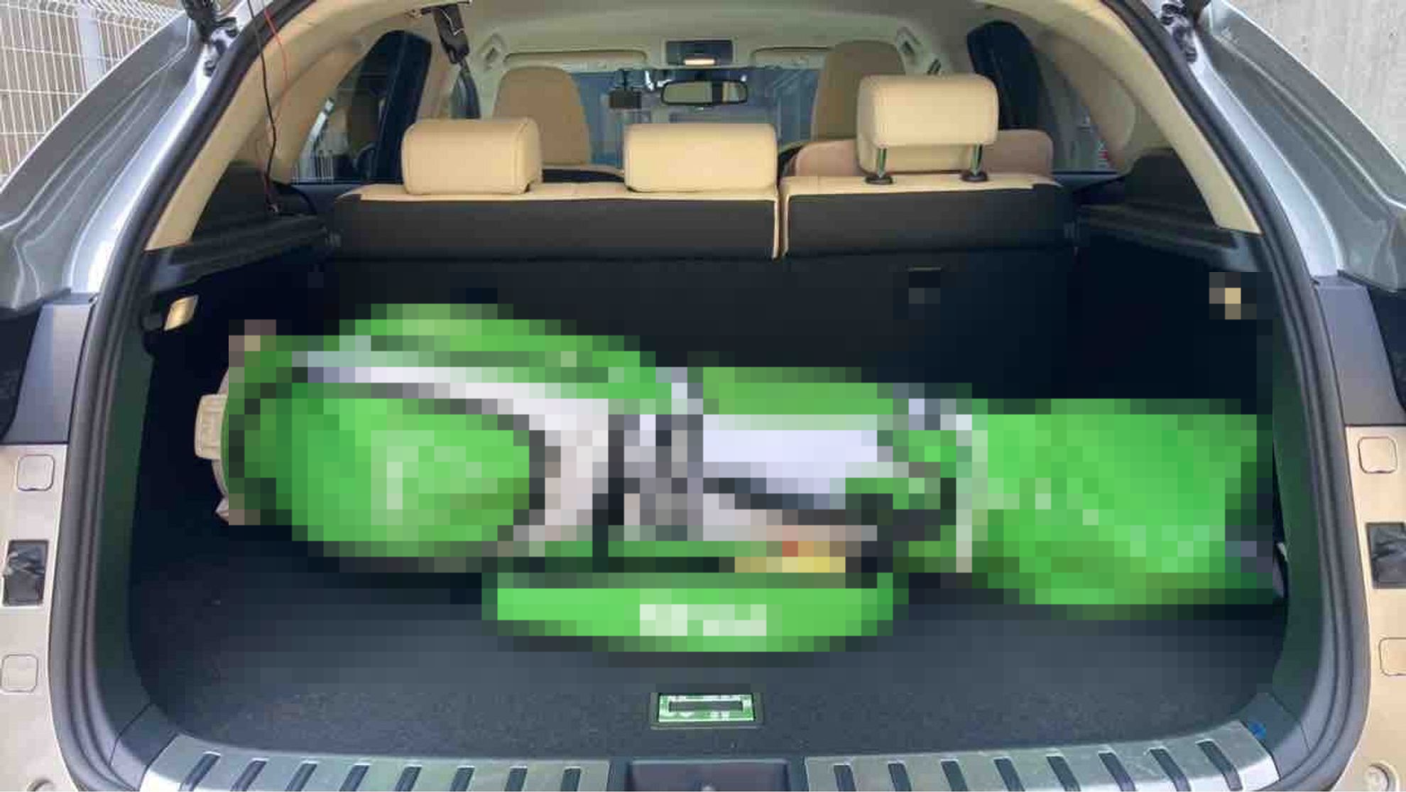 内装トランク
