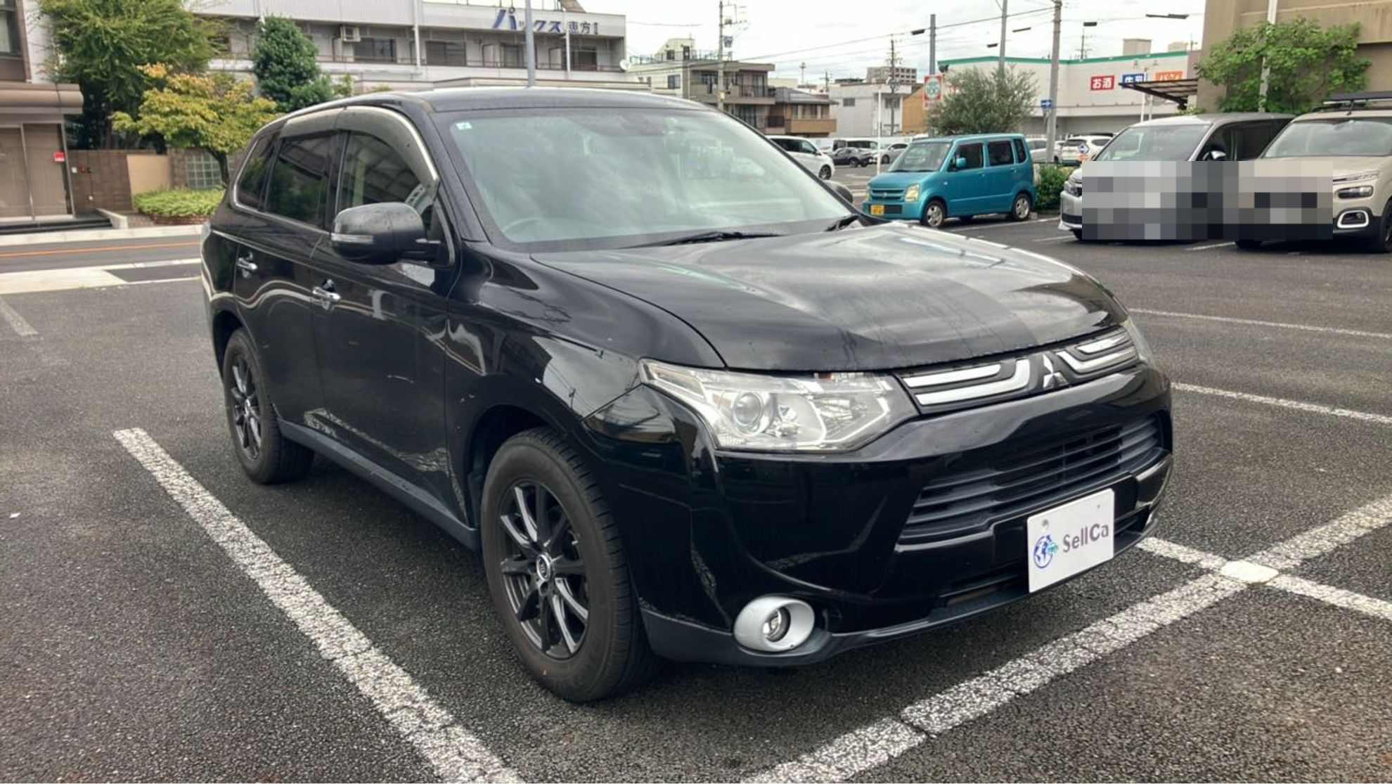 外装右前