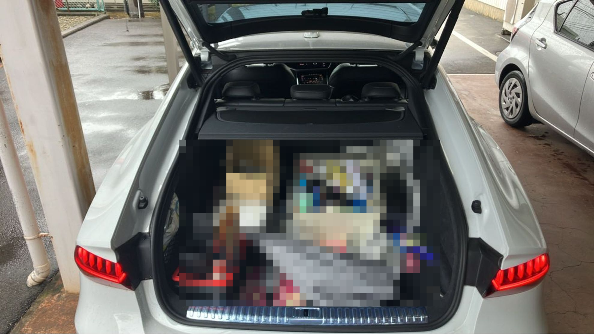 内装トランク