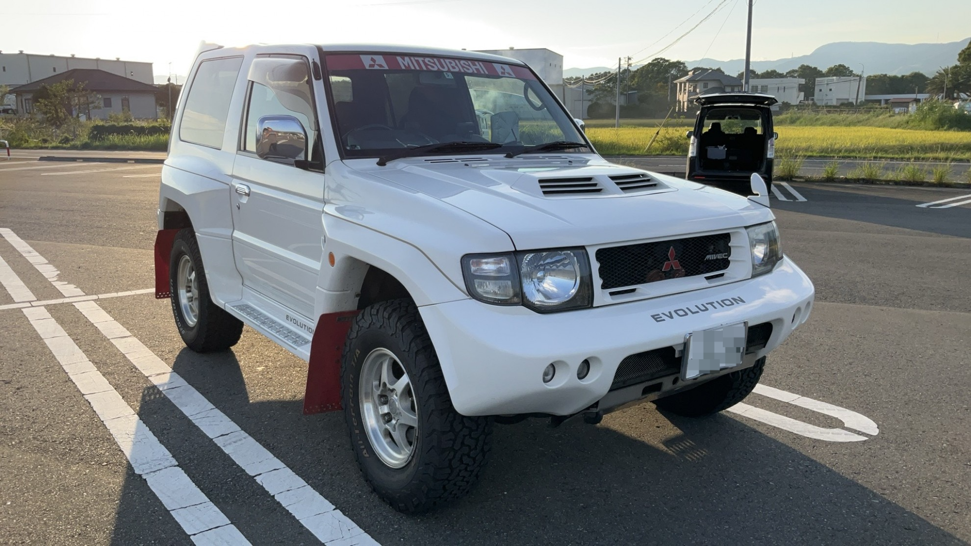 外装右前