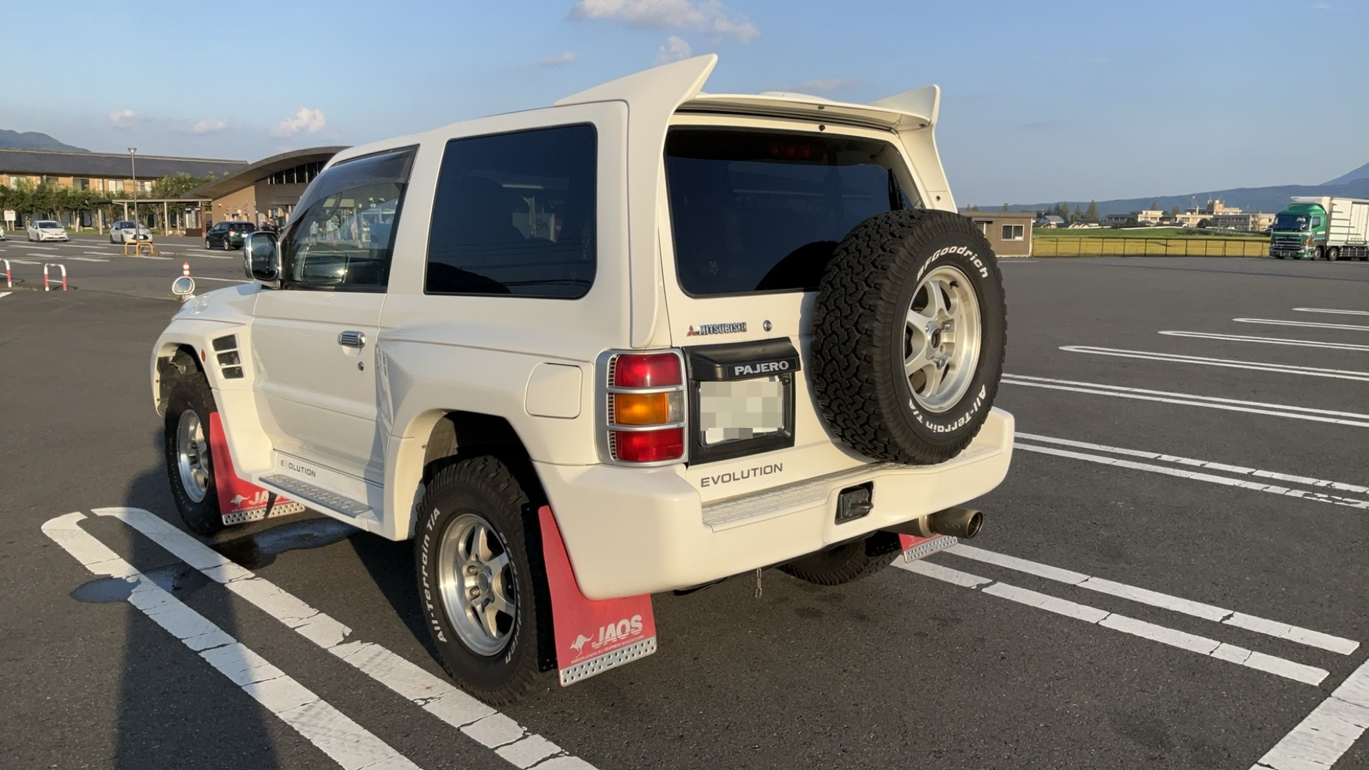 外装左後方