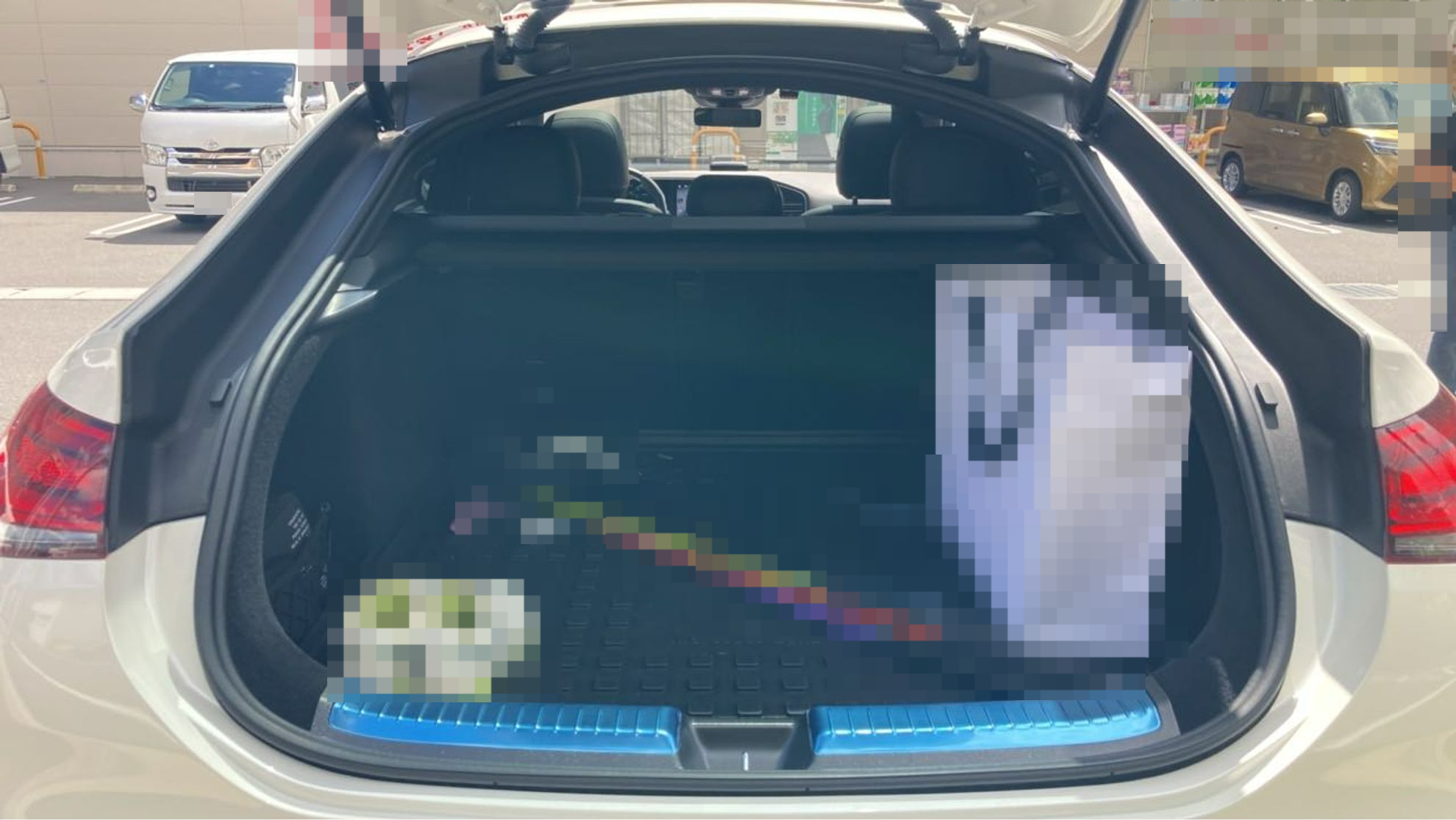 内装トランク