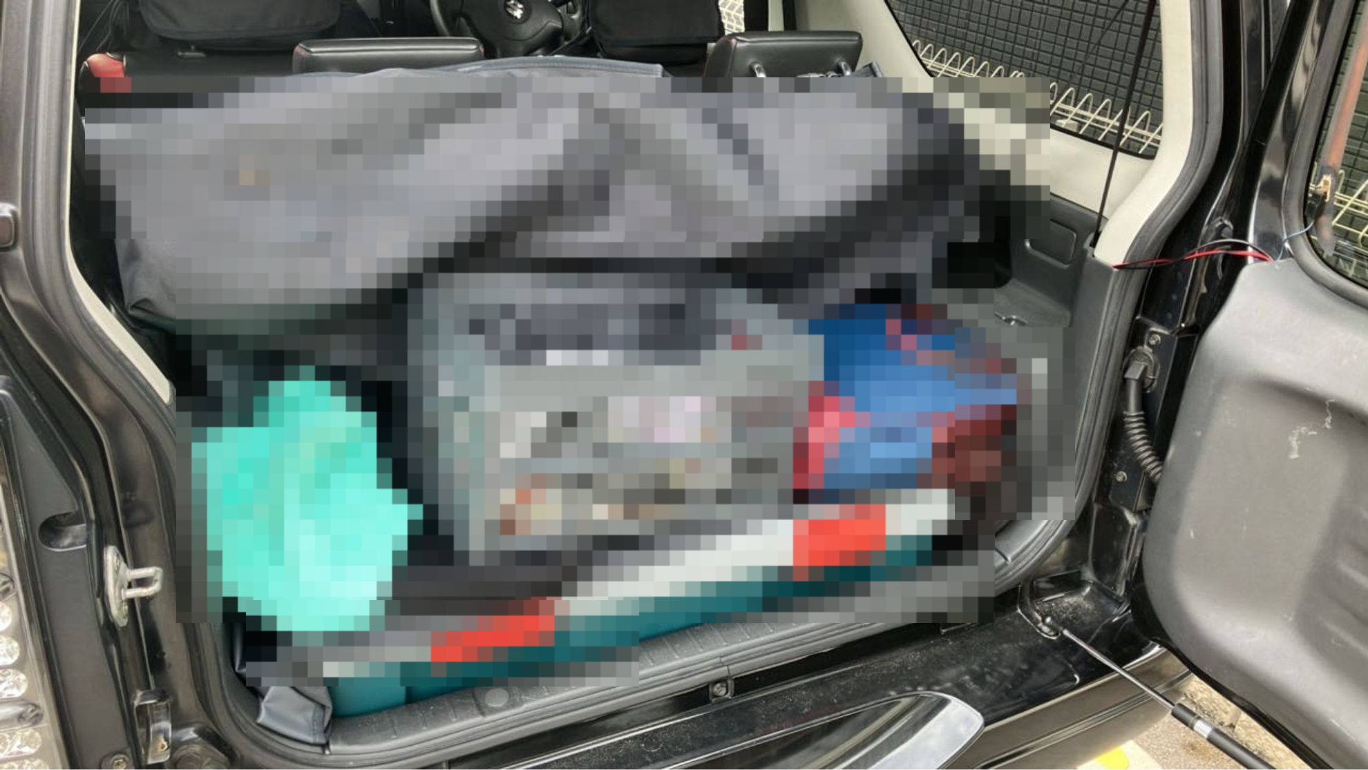 内装トランク