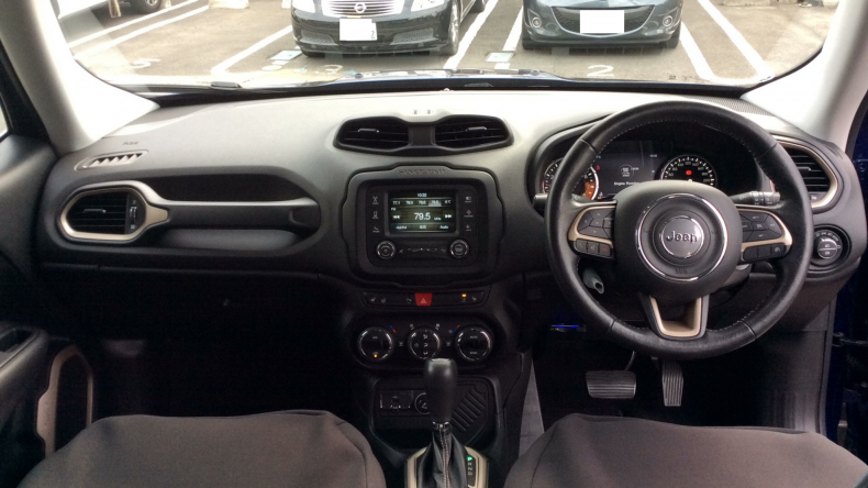 内装インパネ全体