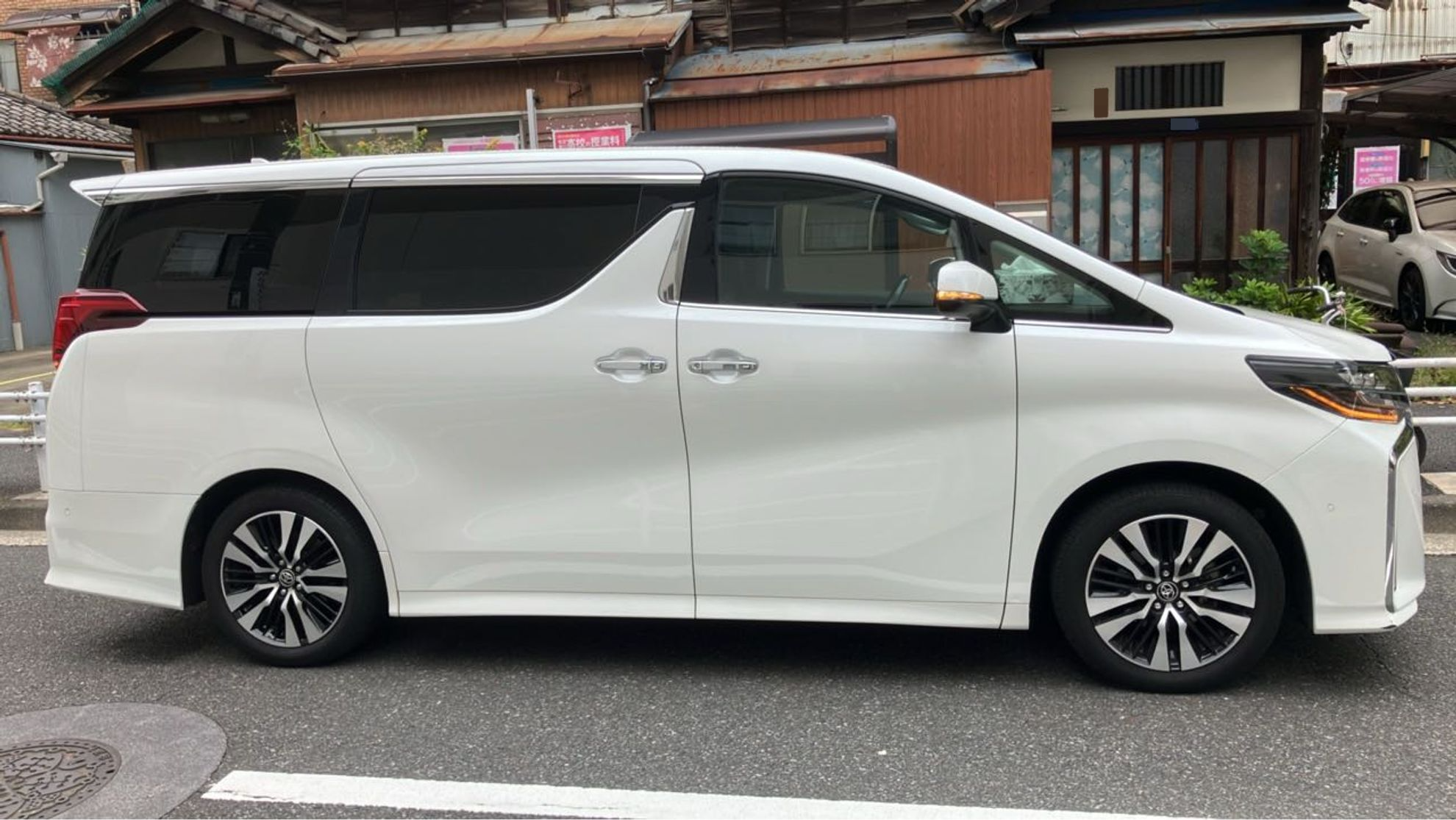外装右