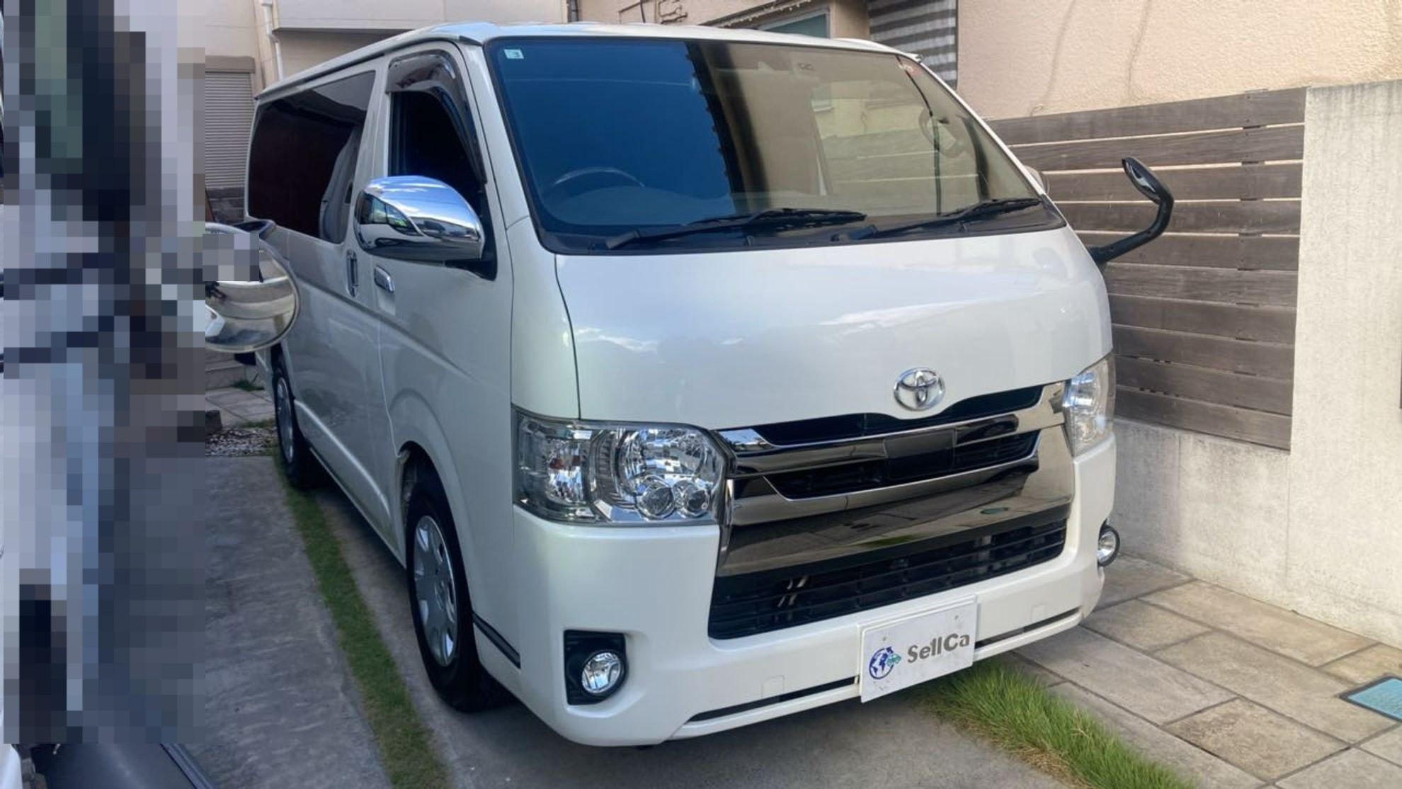 外装右前