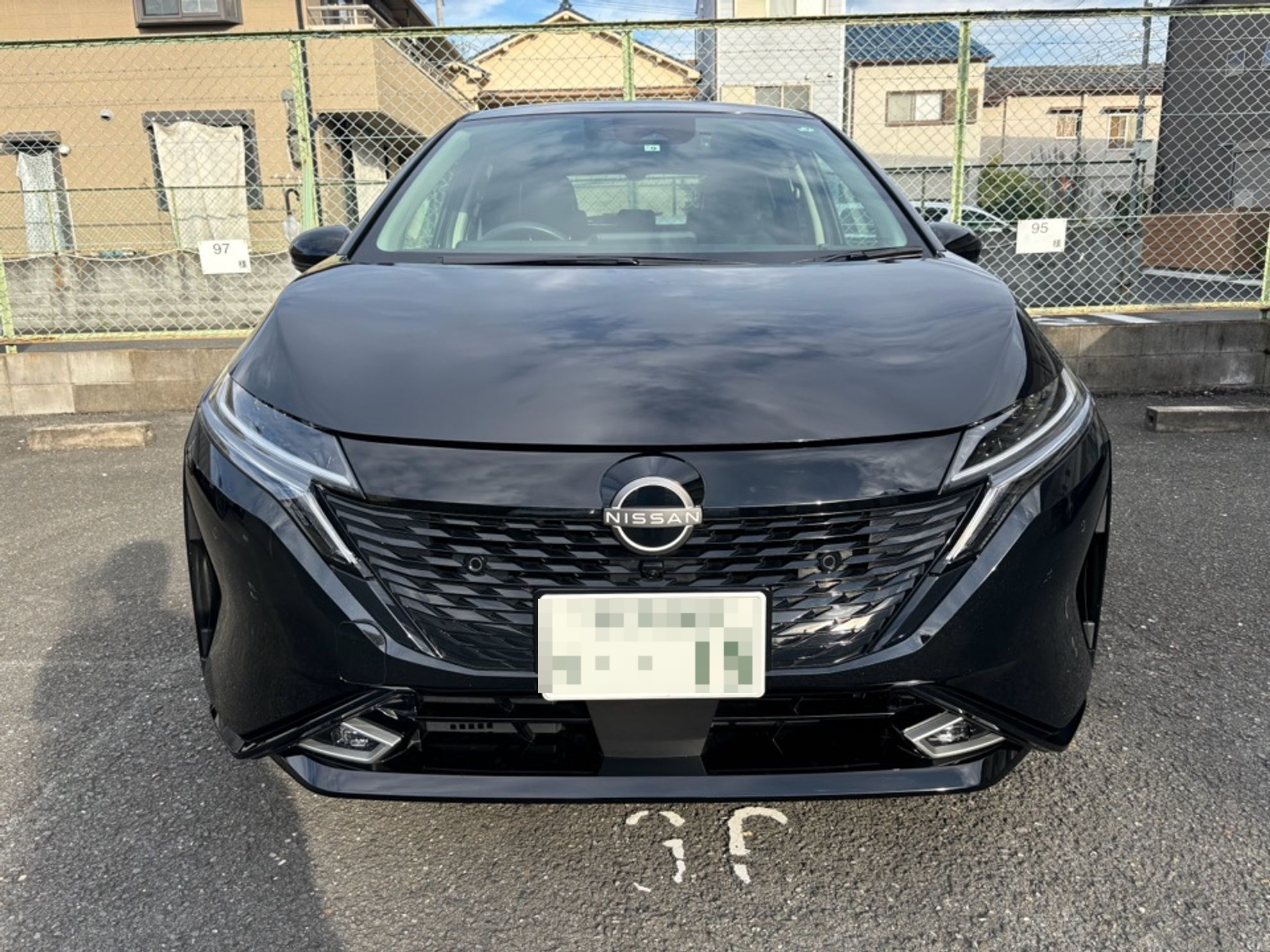 外装前方