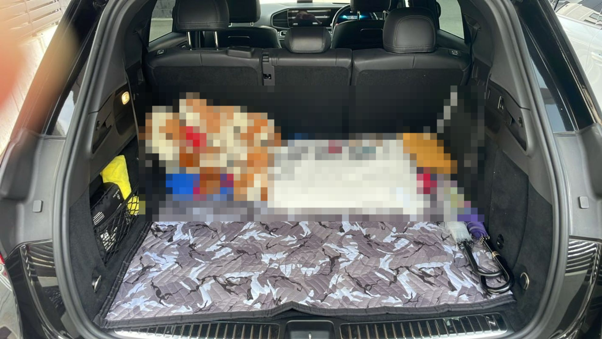 内装トランク