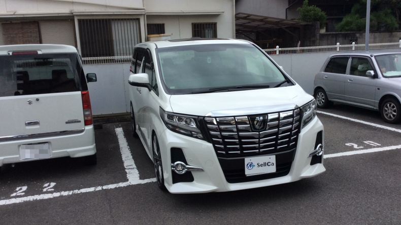 外装右前