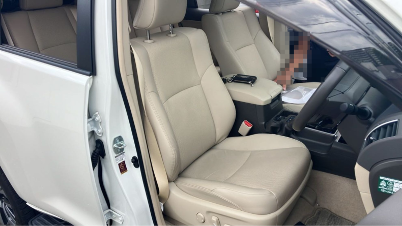 内装前方シート