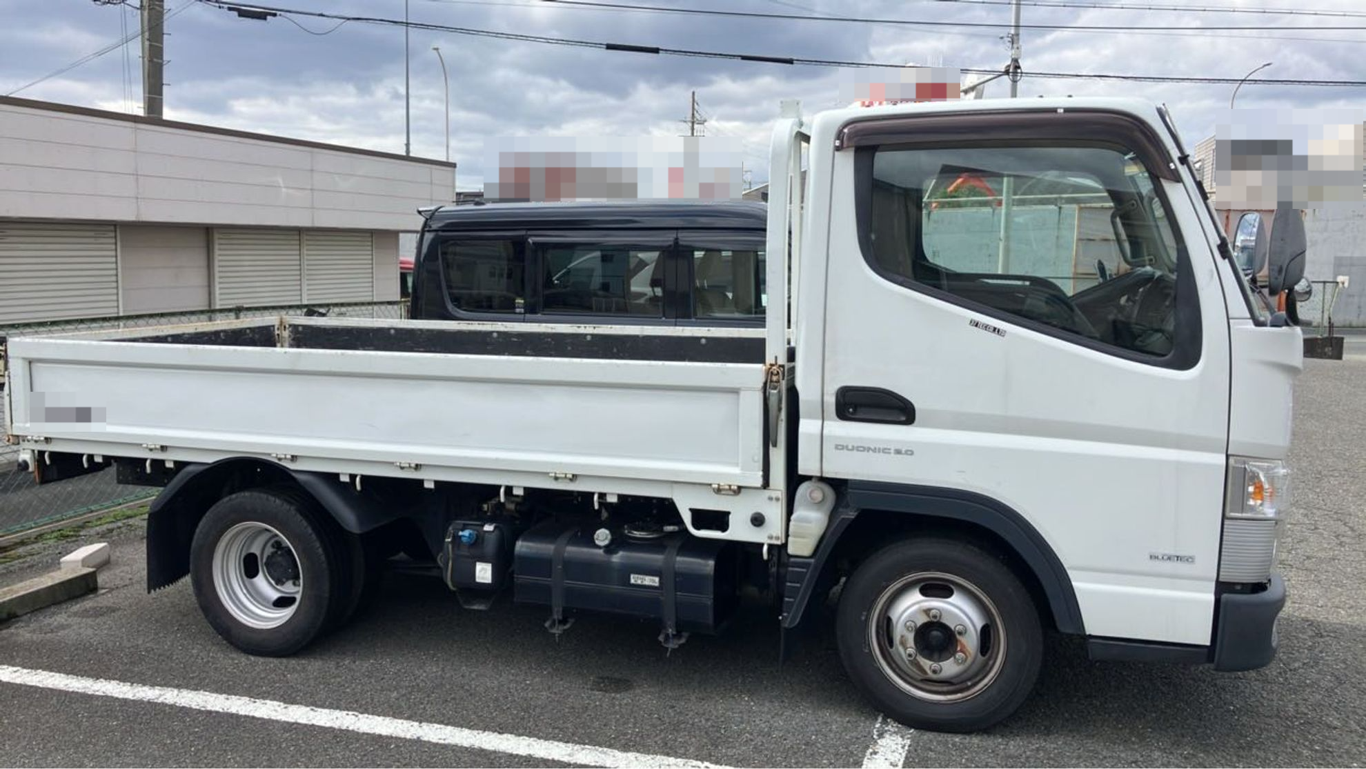 外装右
