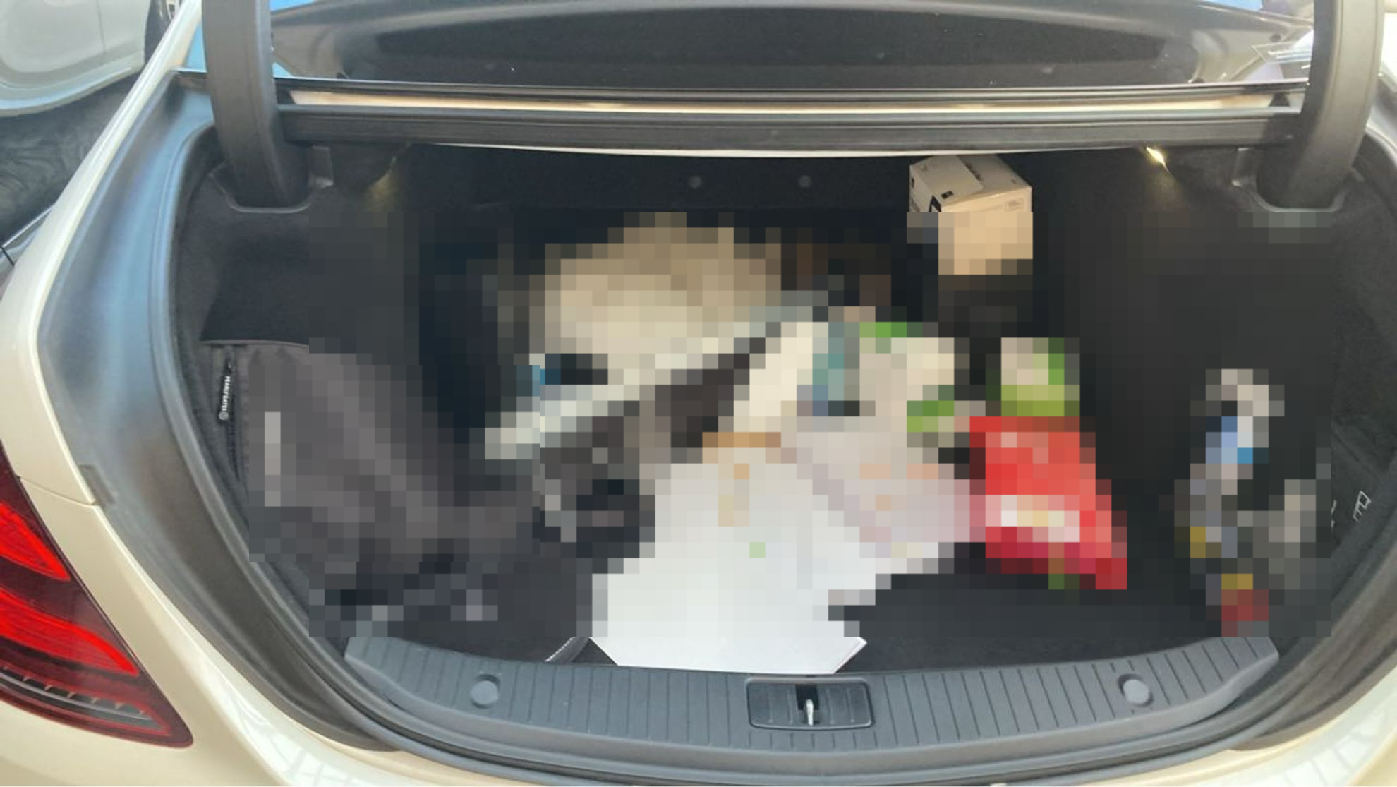 内装トランク