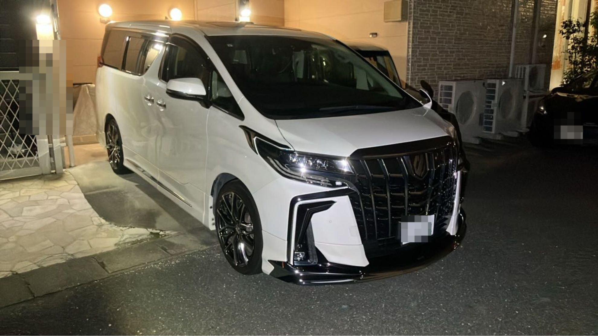外装右前