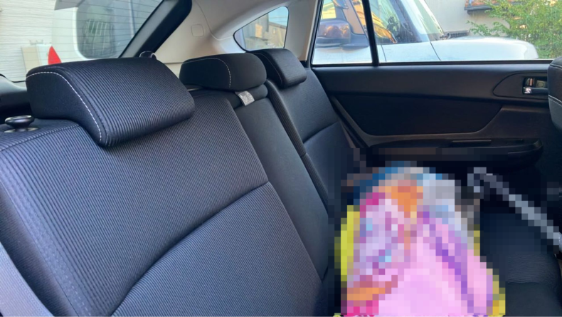 内装後方シート