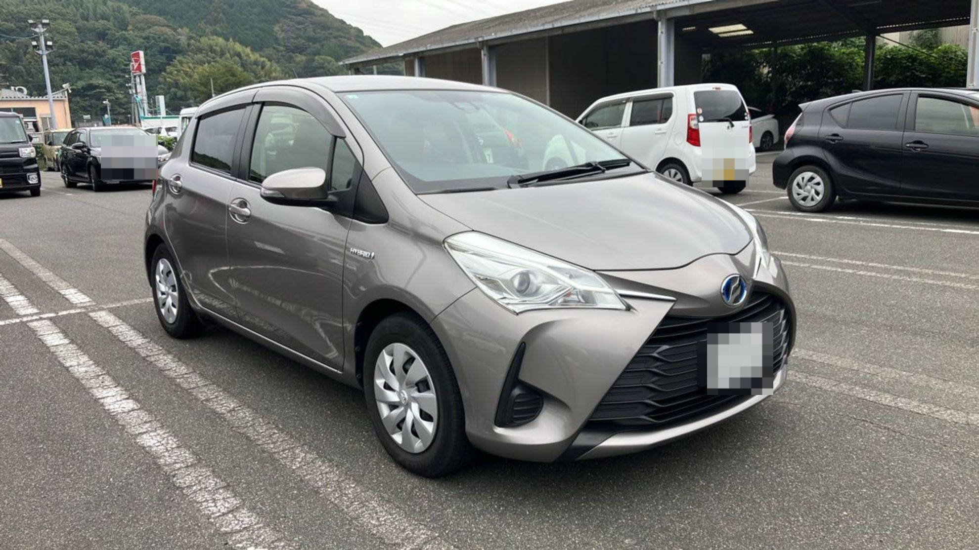 外装右前