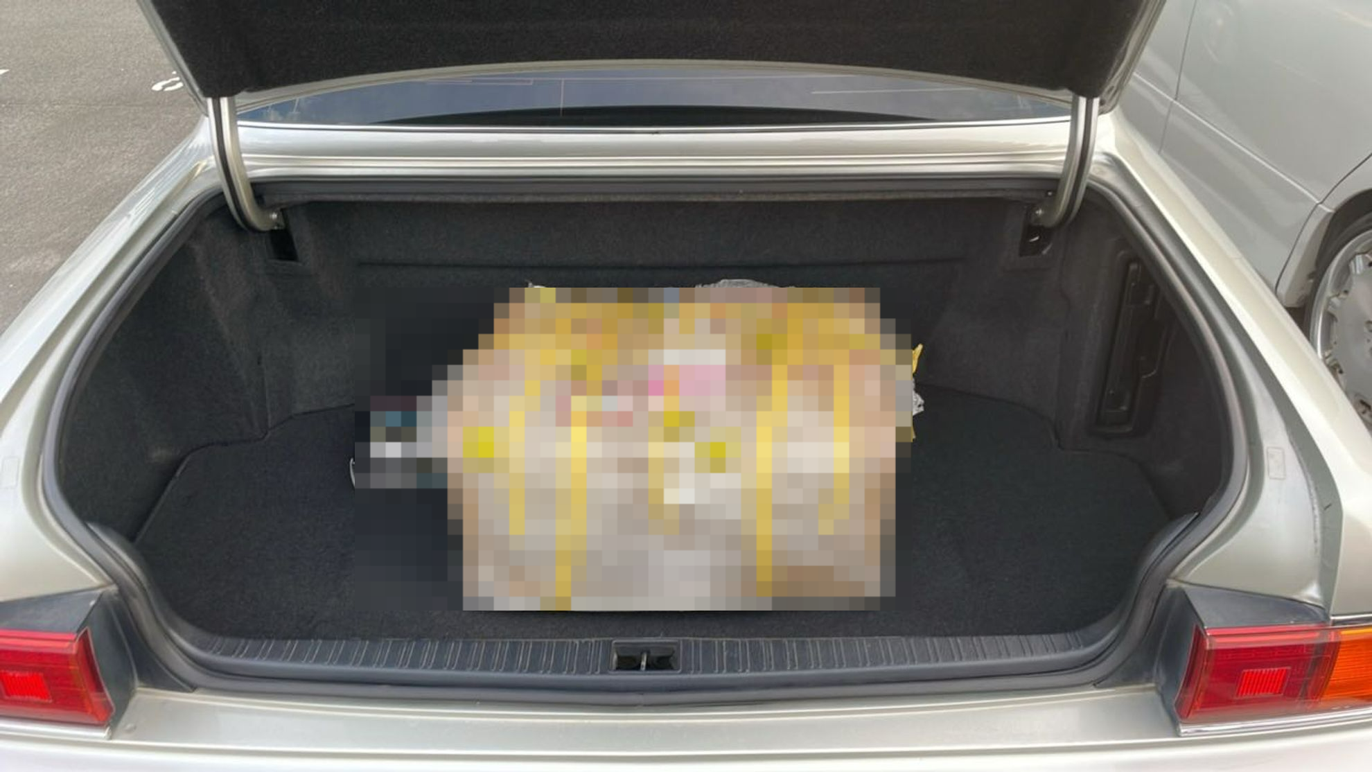 内装トランク