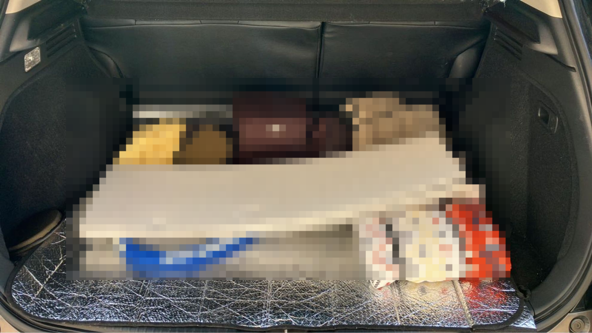 内装トランク