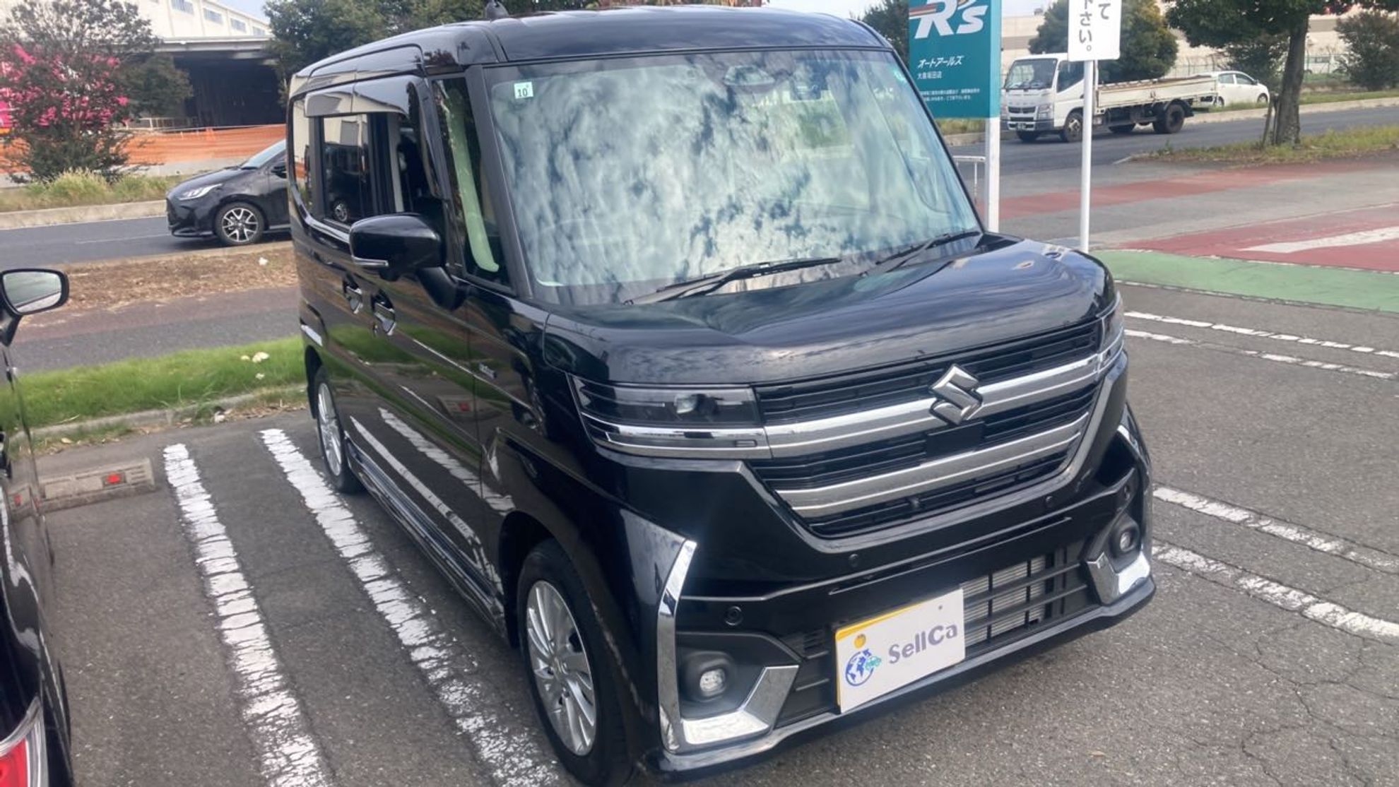 外装右前