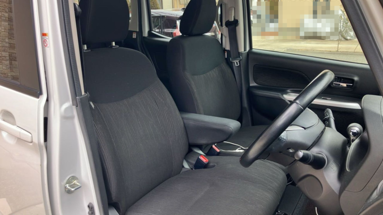 内装前方シート