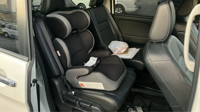 内装後方シート