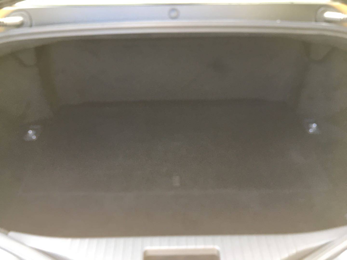 内装トランク