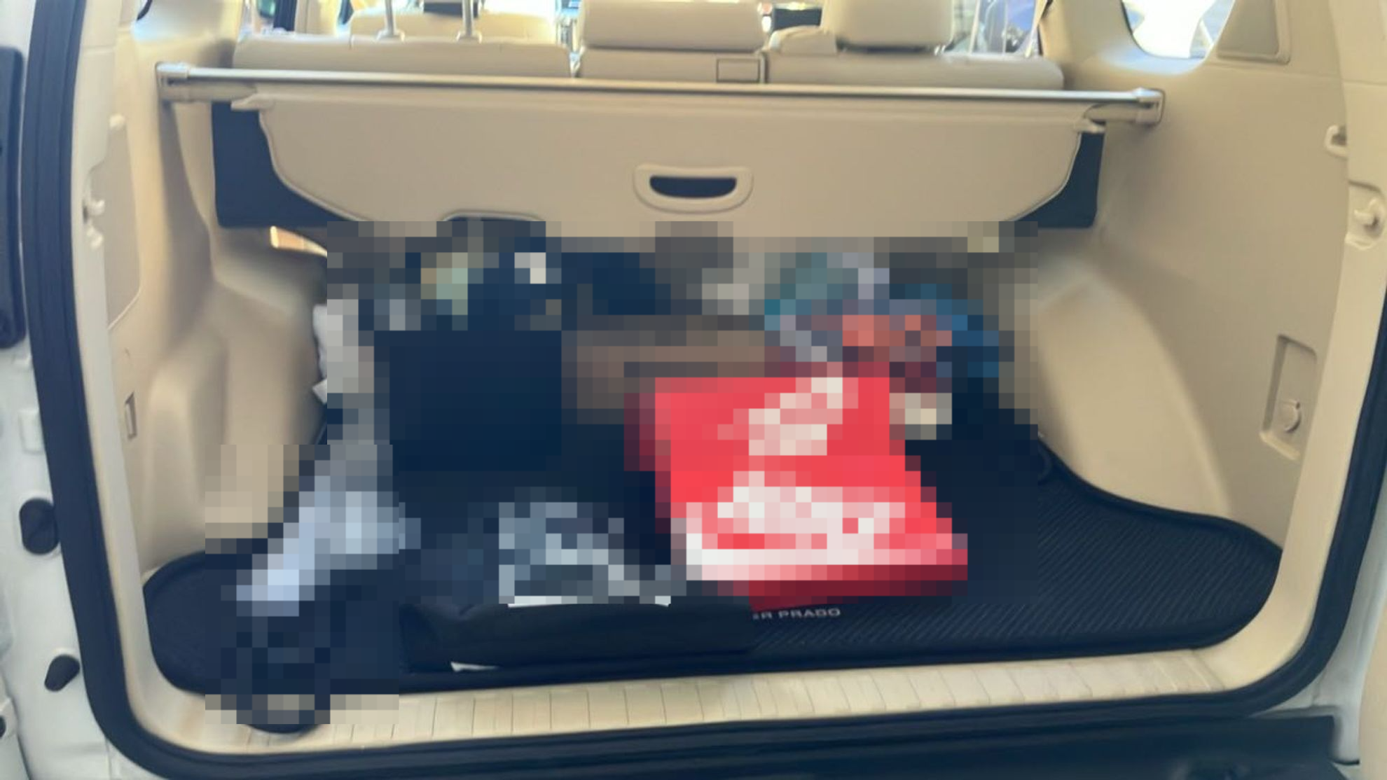 内装トランク