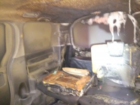 内装後方シート