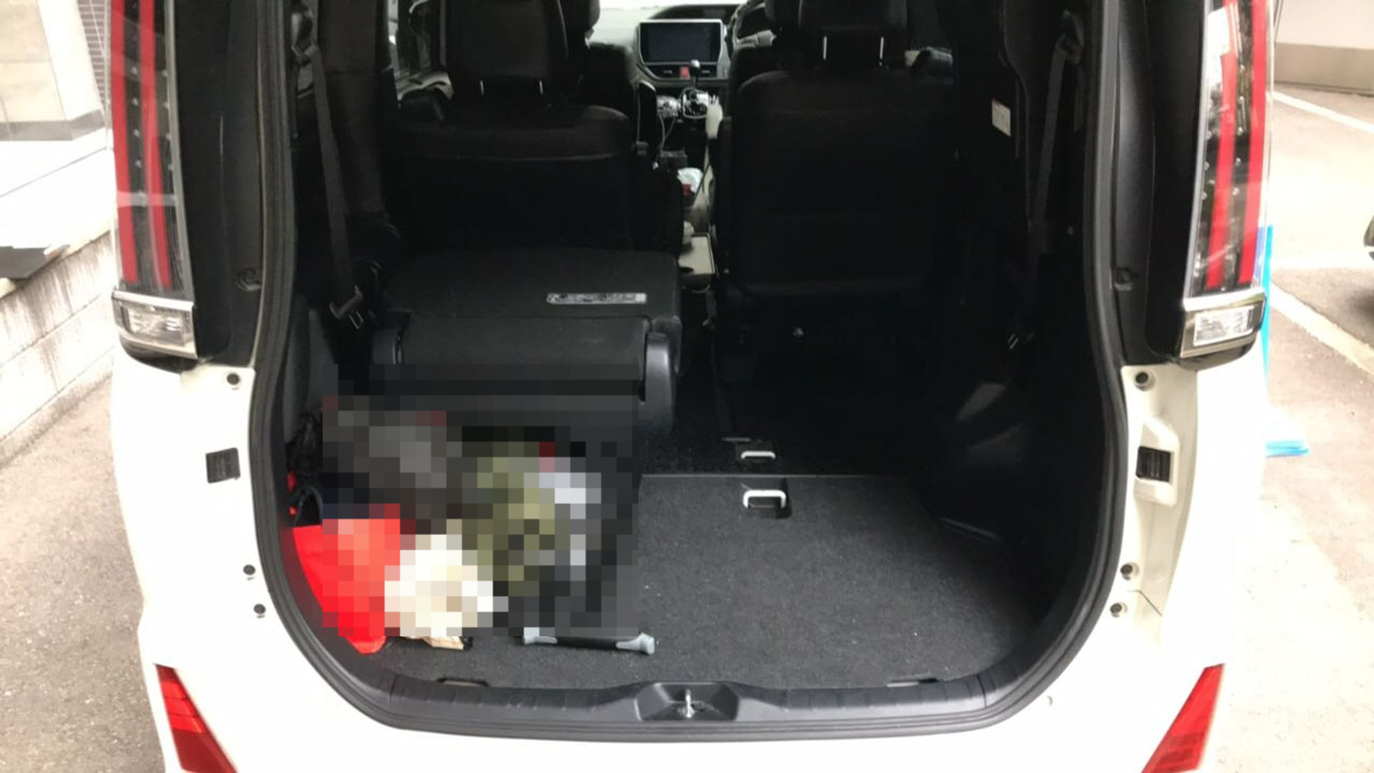 内装トランク