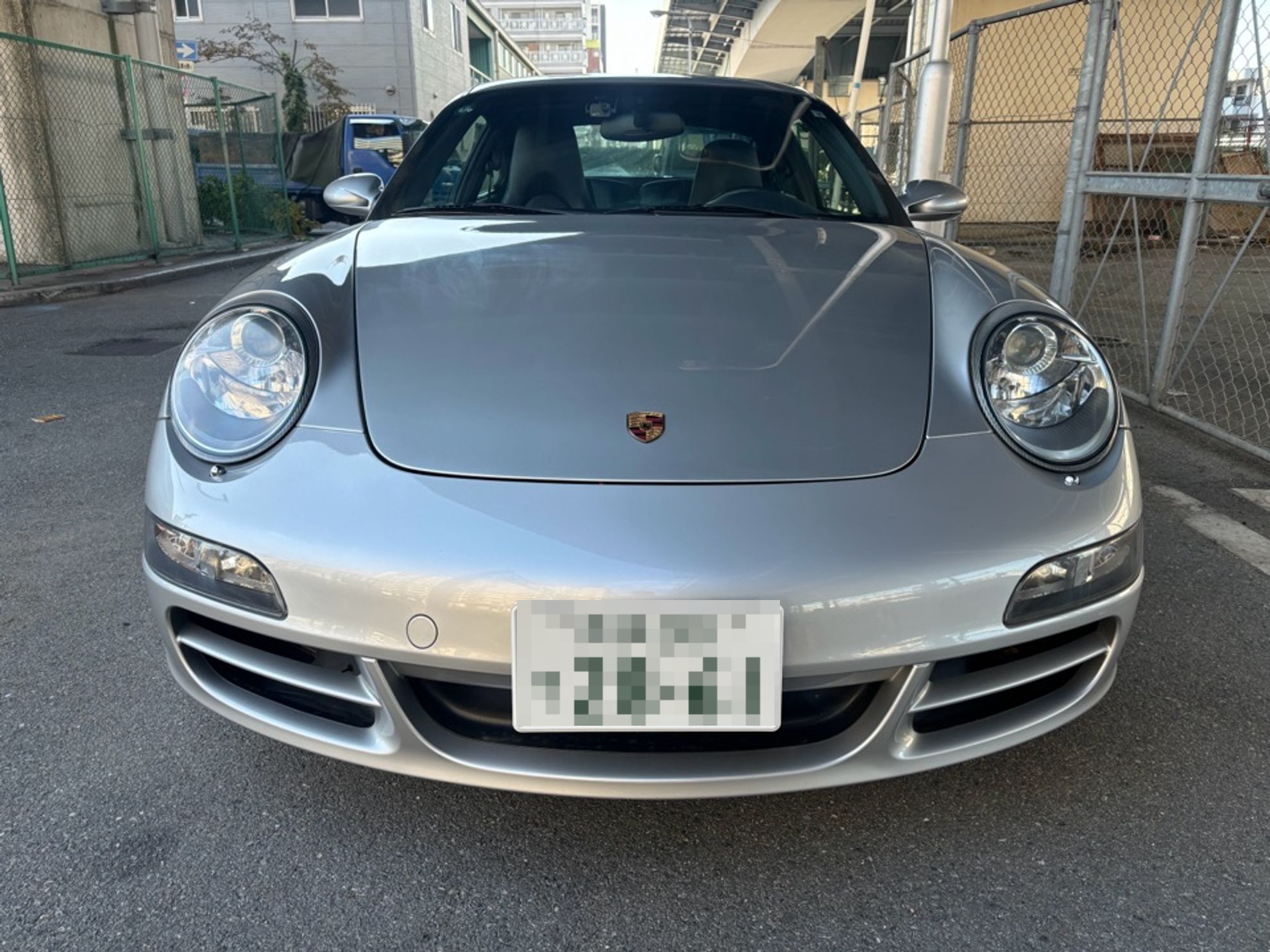 外装前方