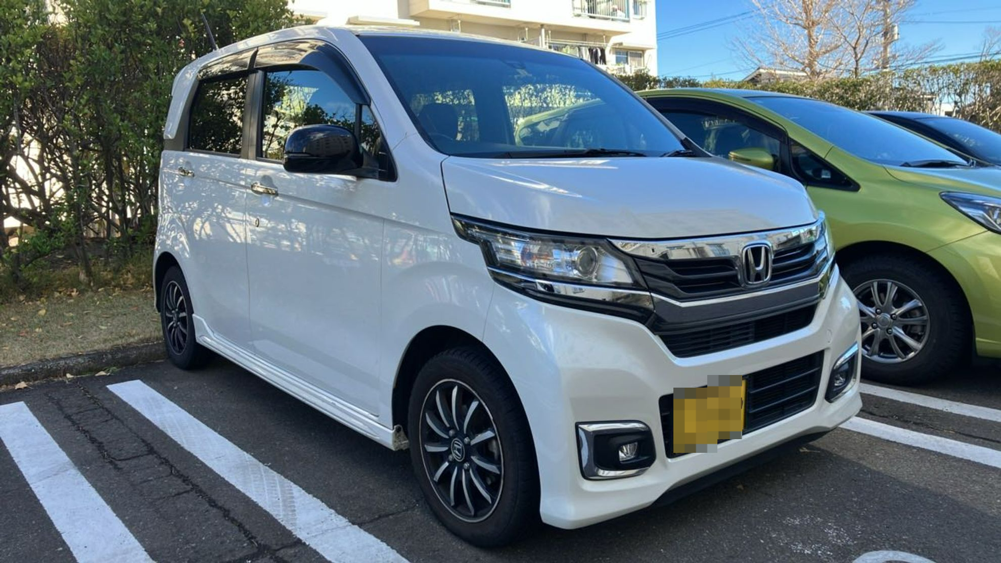 外装右前