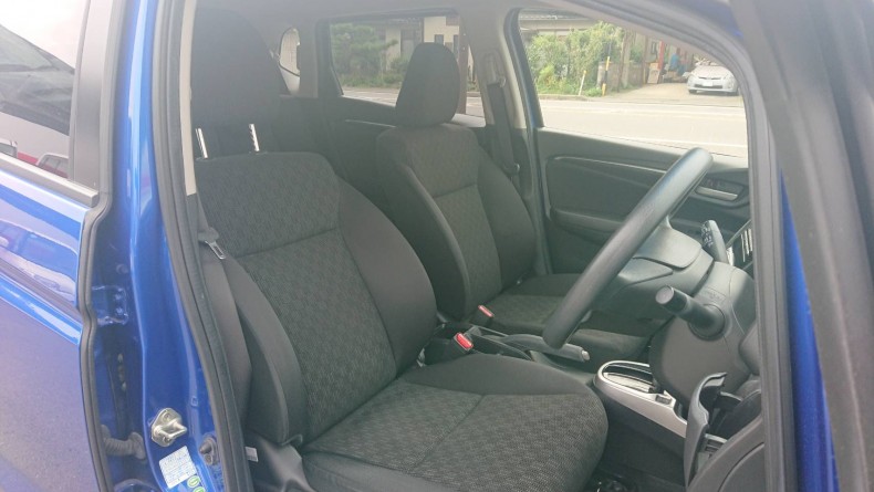 内装前方シート