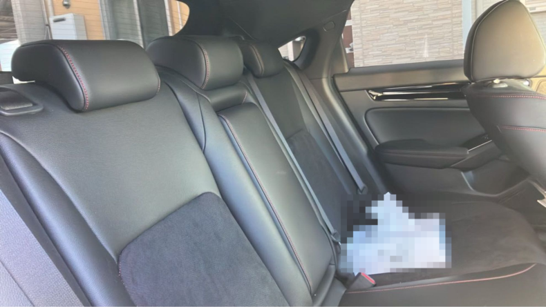 内装後方シート