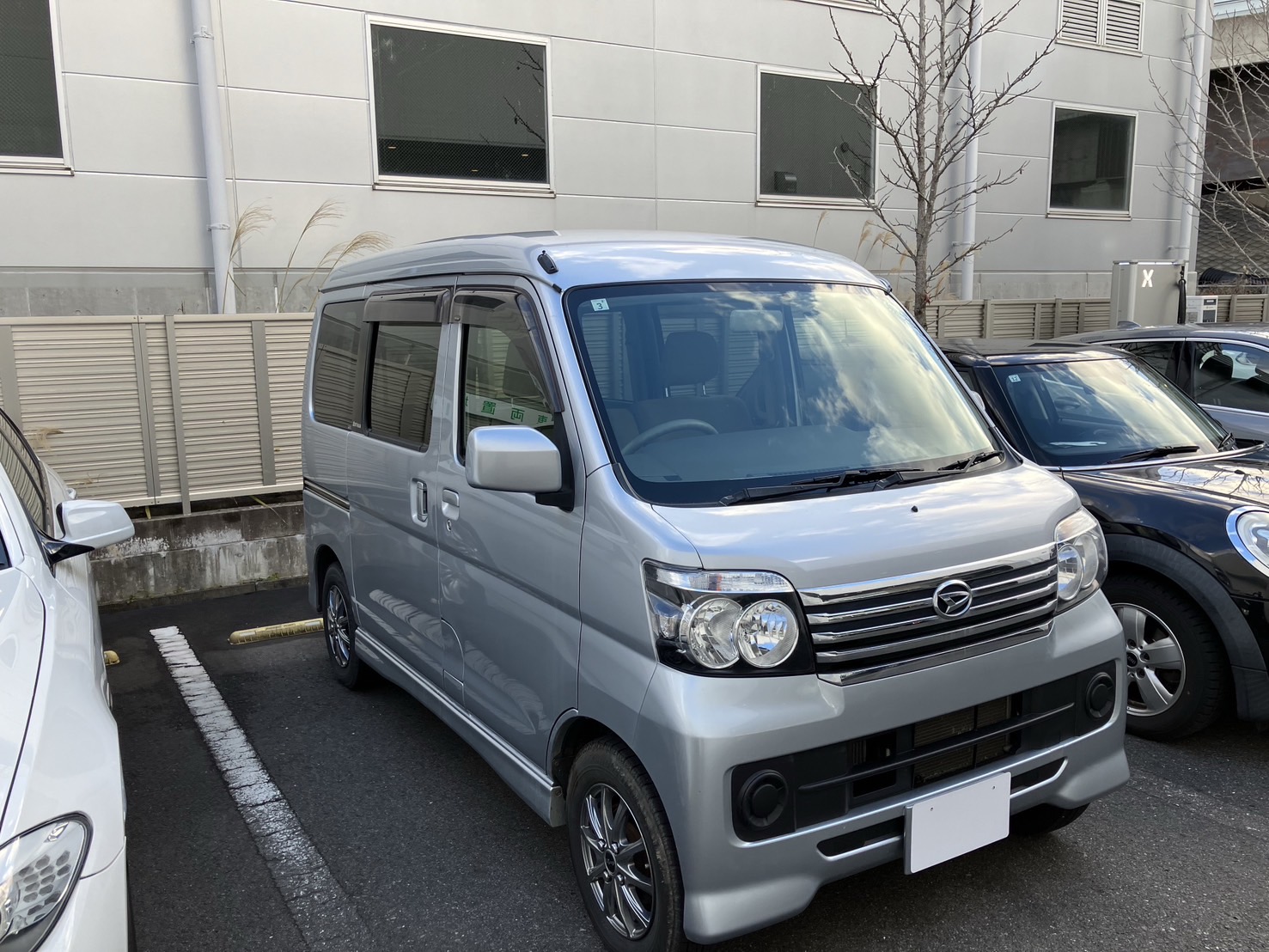 外装右前