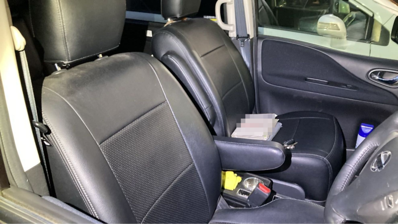 内装前方シート