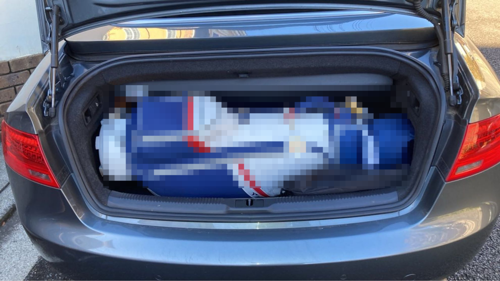 内装トランク