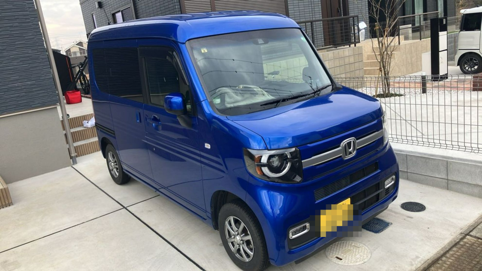 外装右前