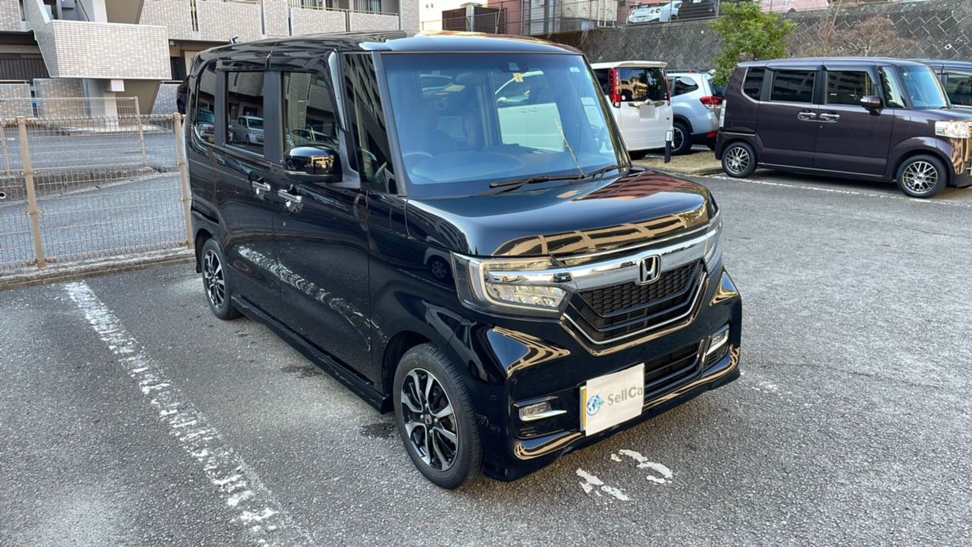 外装右前