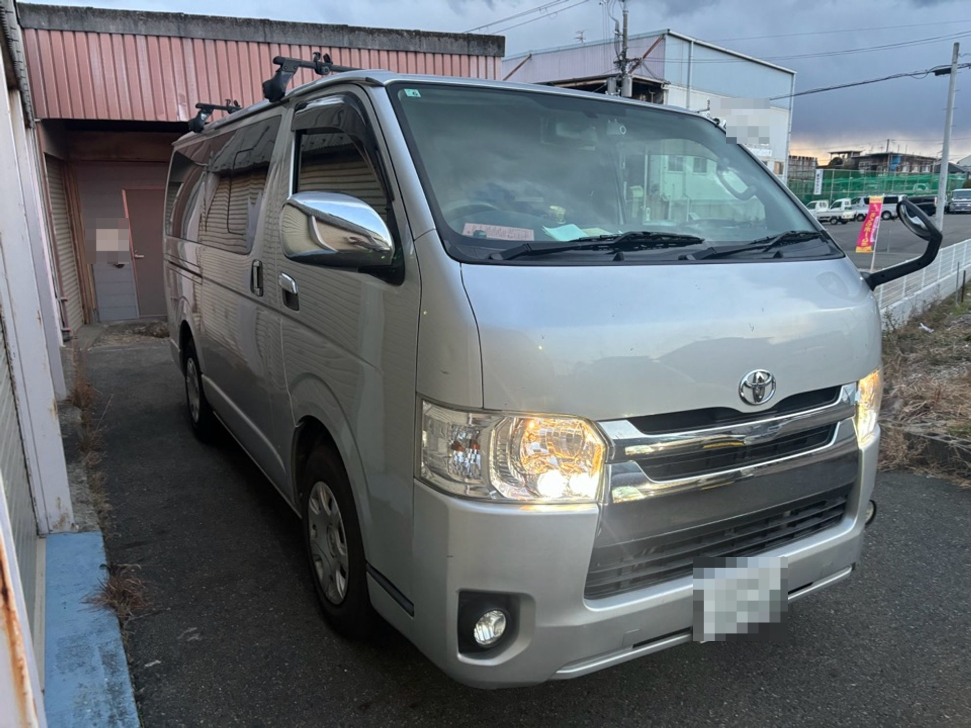 外装右前