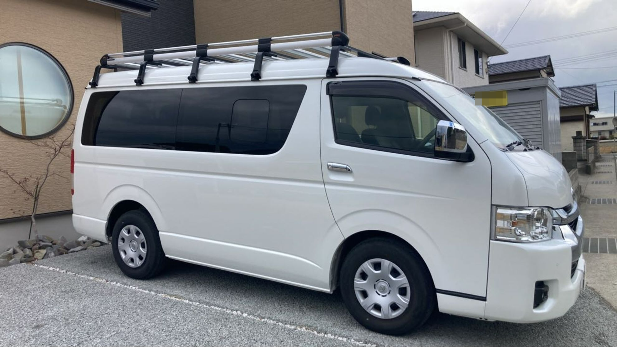 外装右