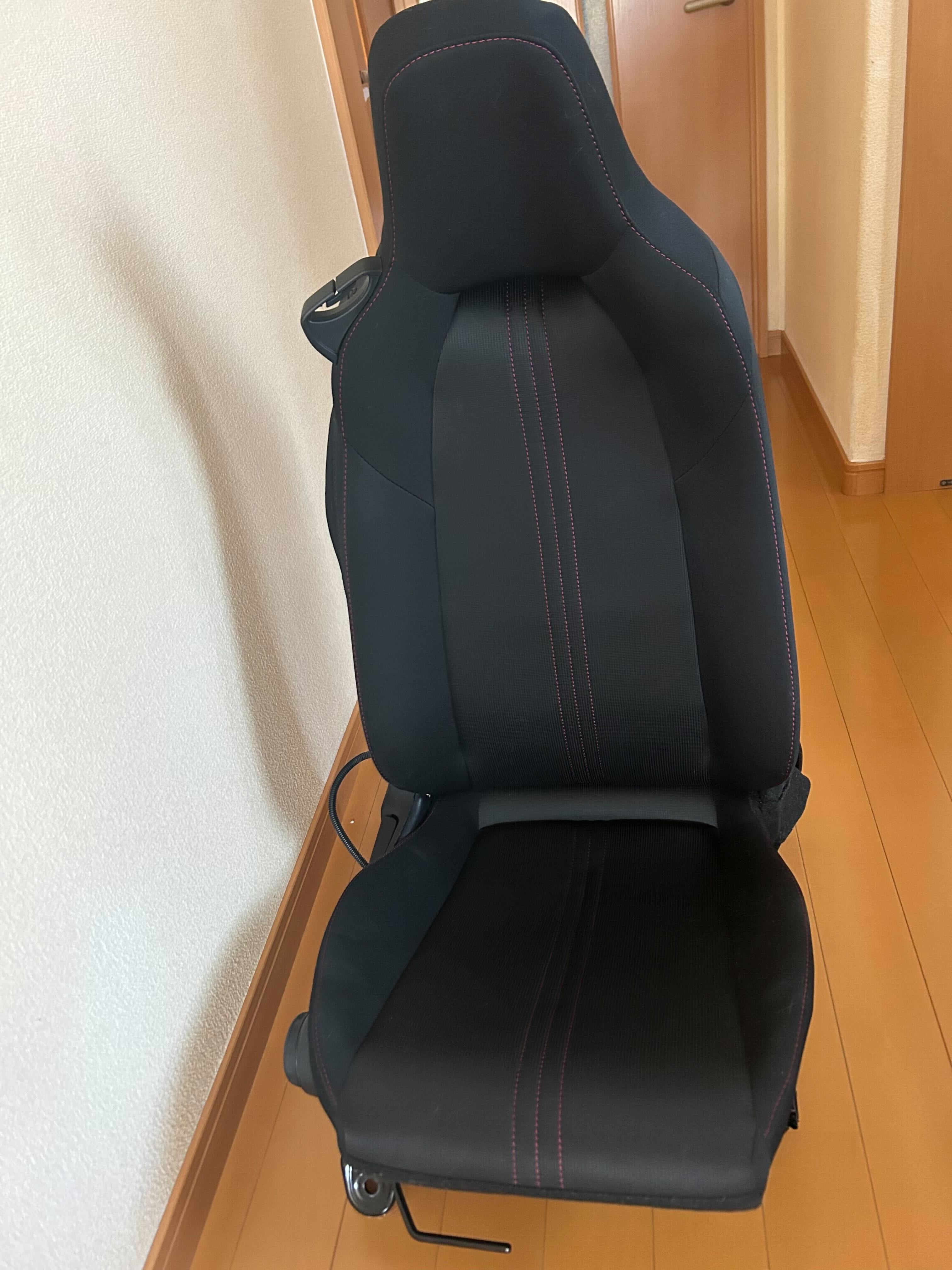 外装左後方