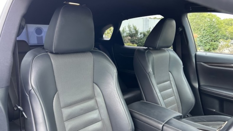 内装前方シート