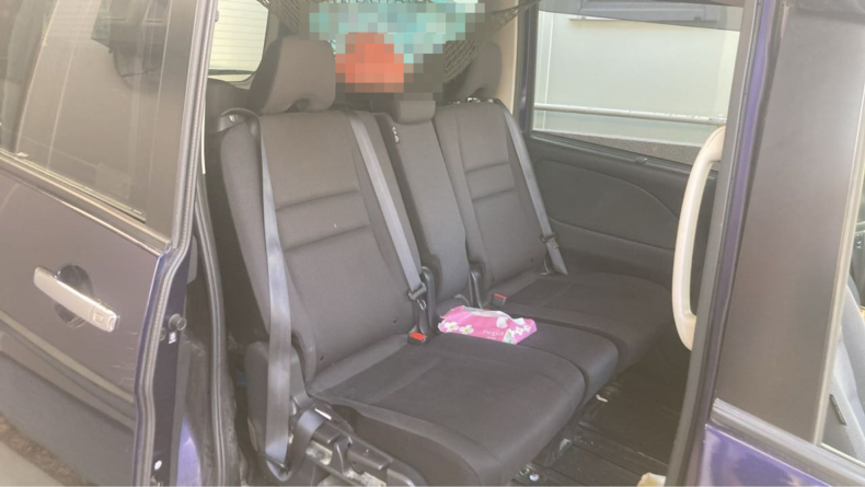 内装後方シート