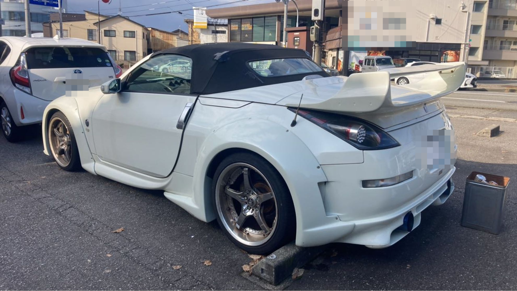外装左後方