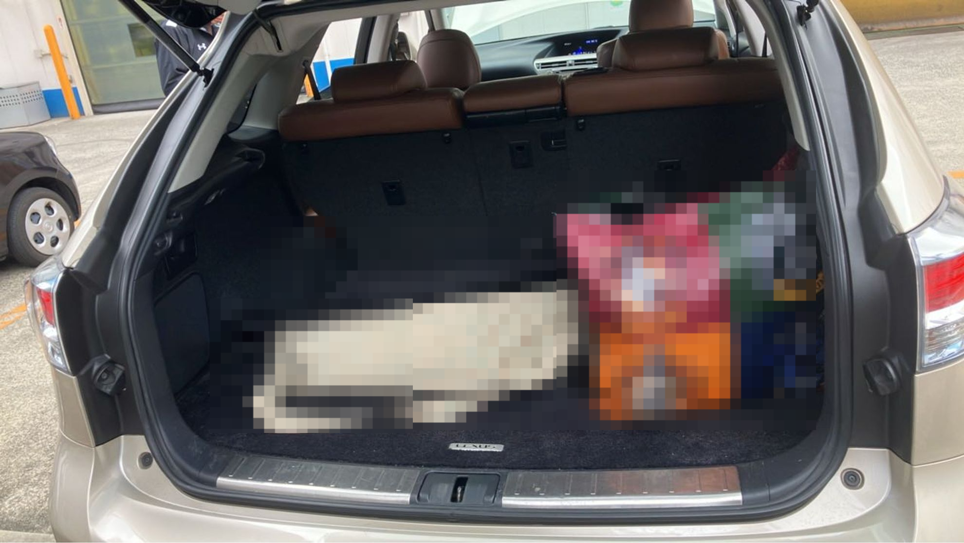 内装トランク