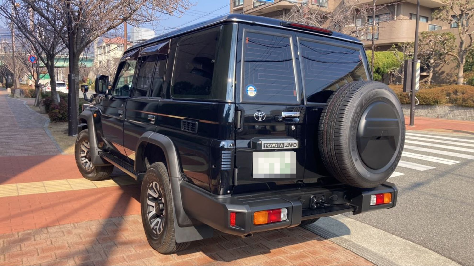 外装左後方