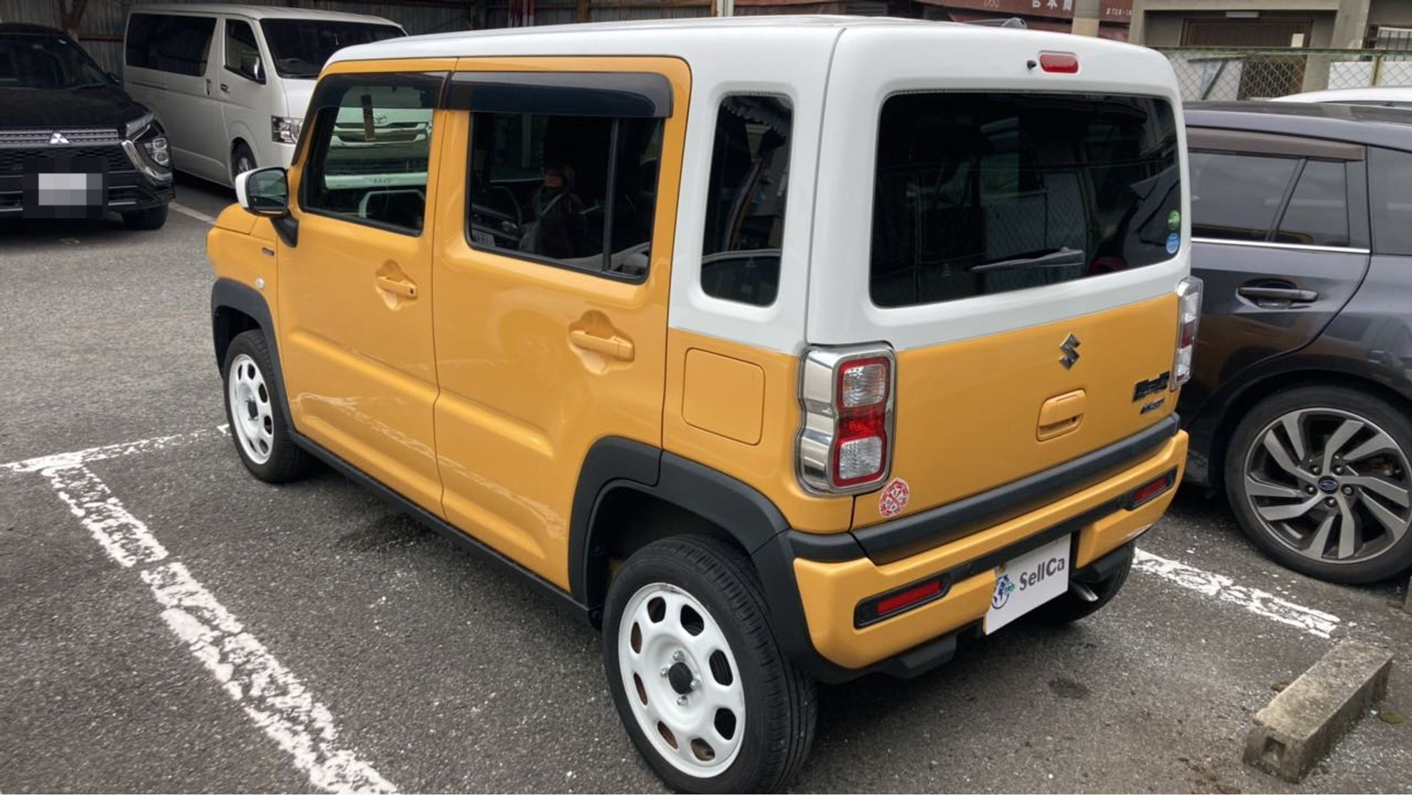 外装左後方