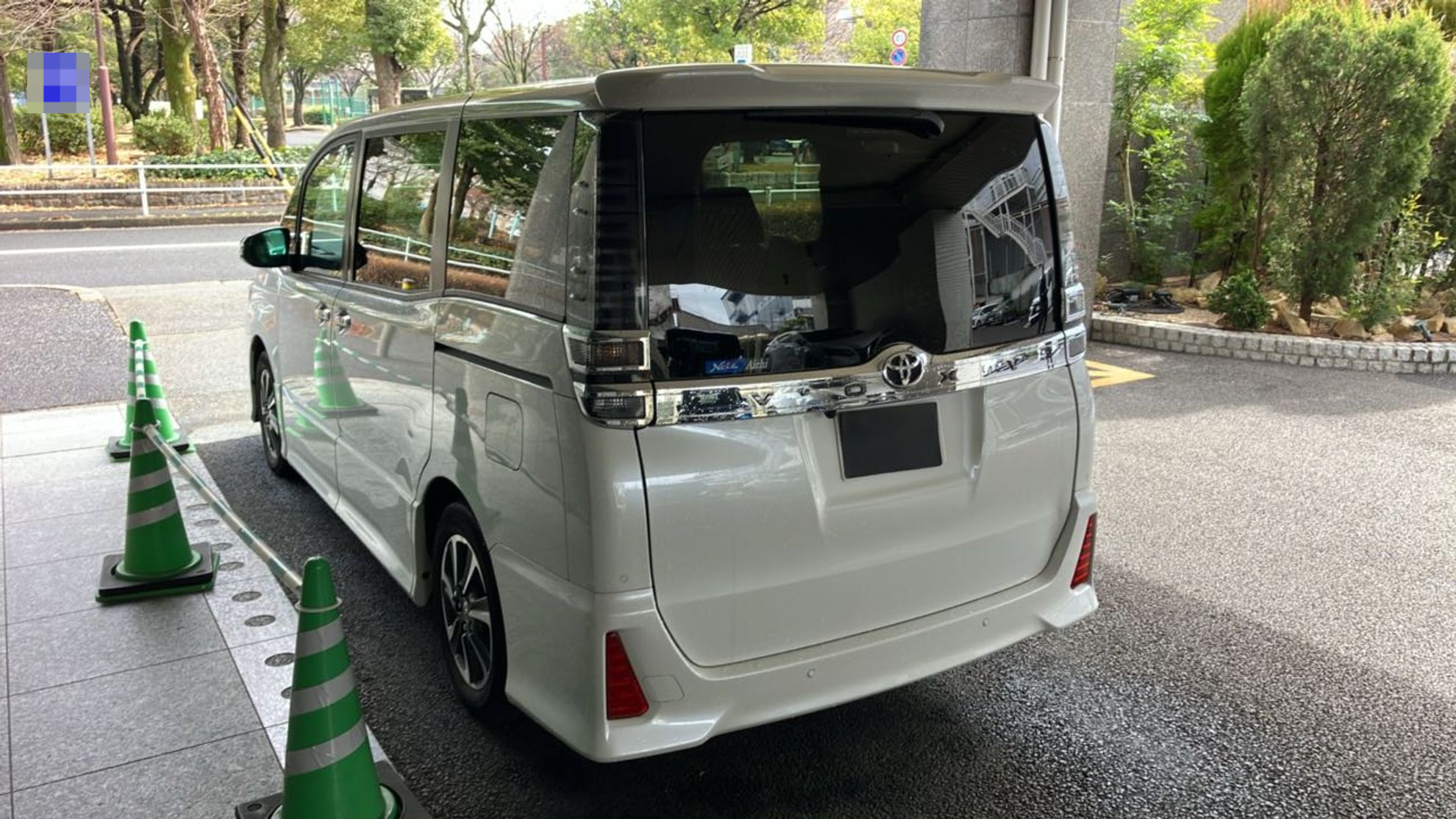 外装左後方