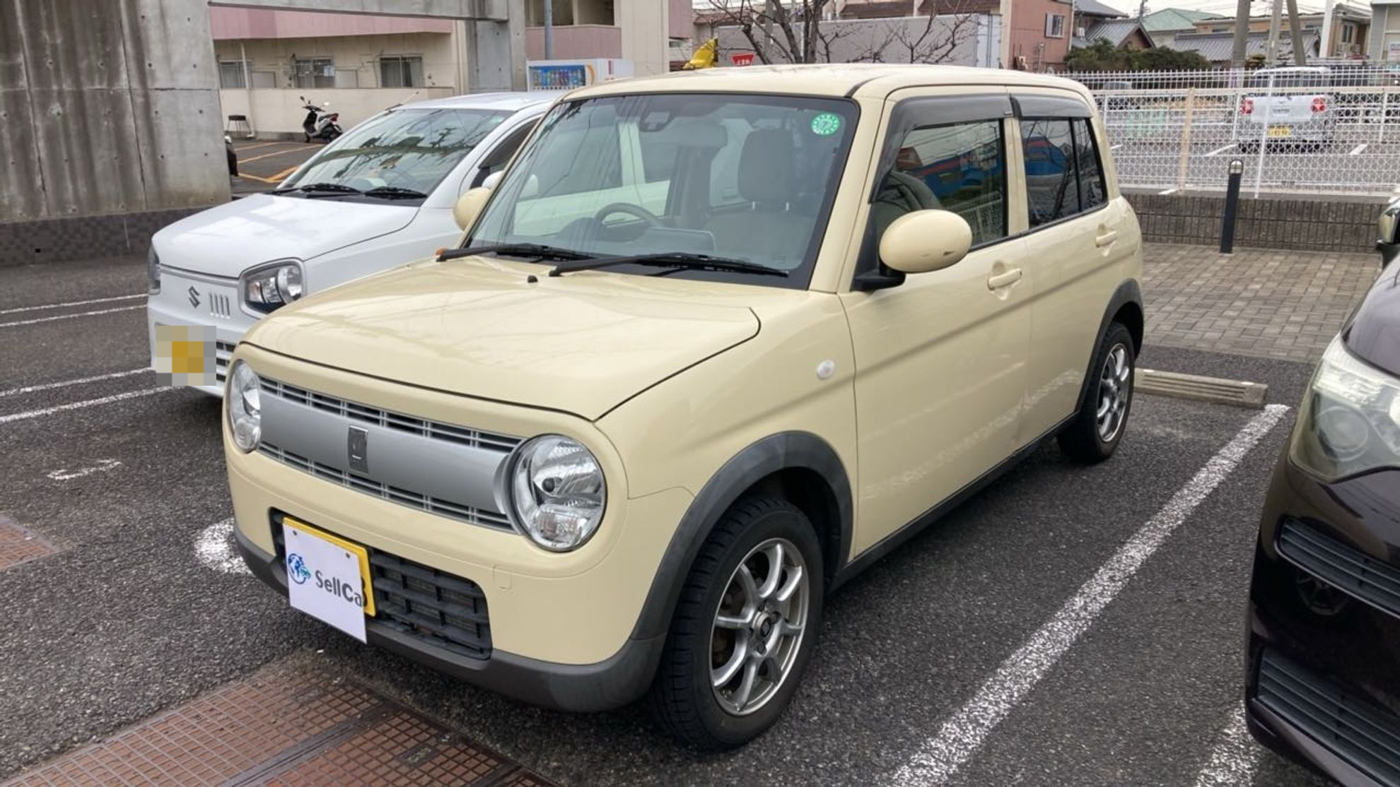 外装右前