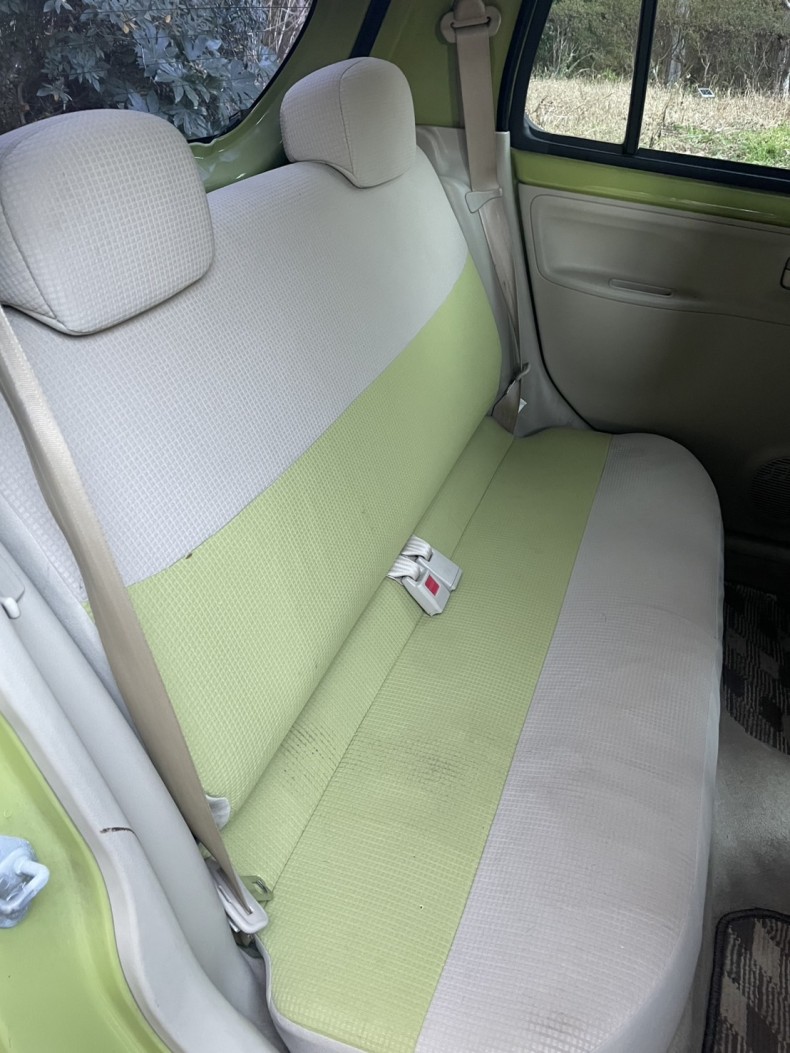 内装後方シート